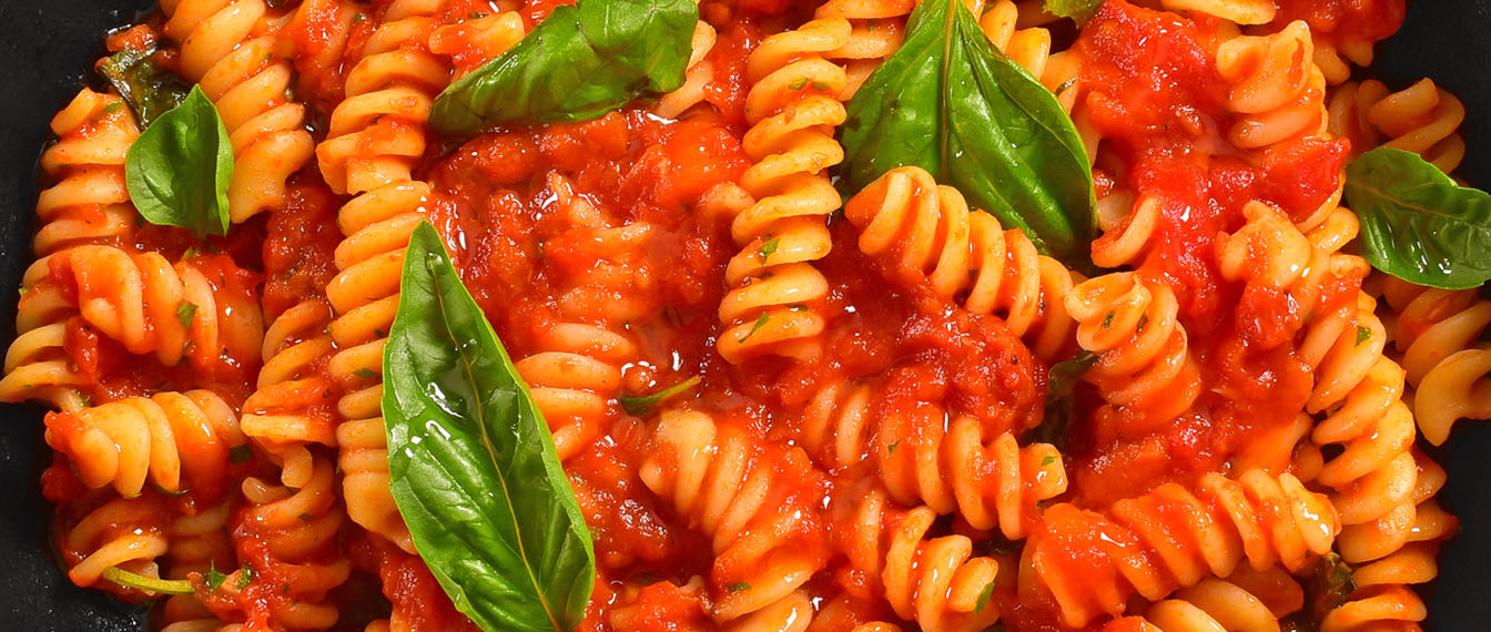 Ready To Eat Tomato Basil Pasta with rich tomato sauce and basil by Taste And Trust